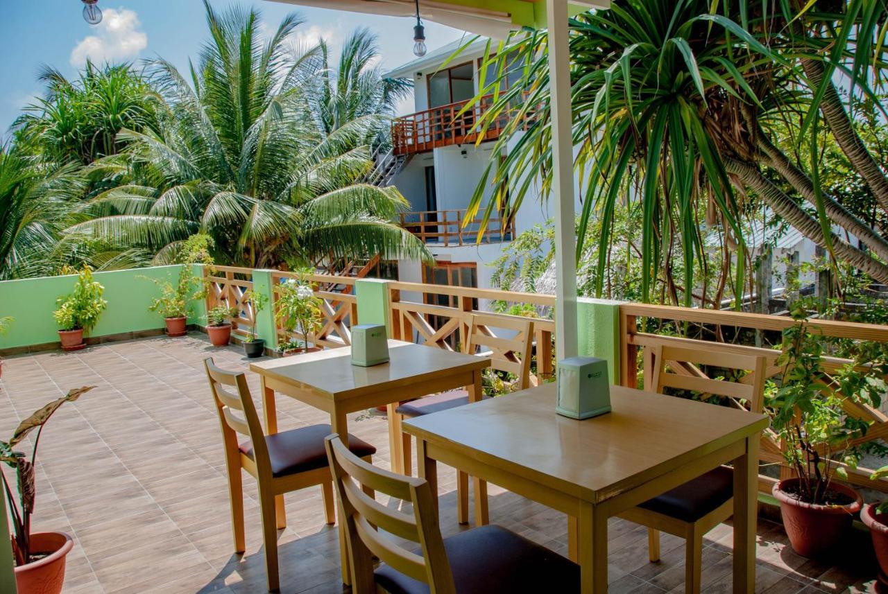 Turtle Maldives - Your Gateway To The Beach & Marine Adventures Await! Omadhoo Ngoại thất bức ảnh