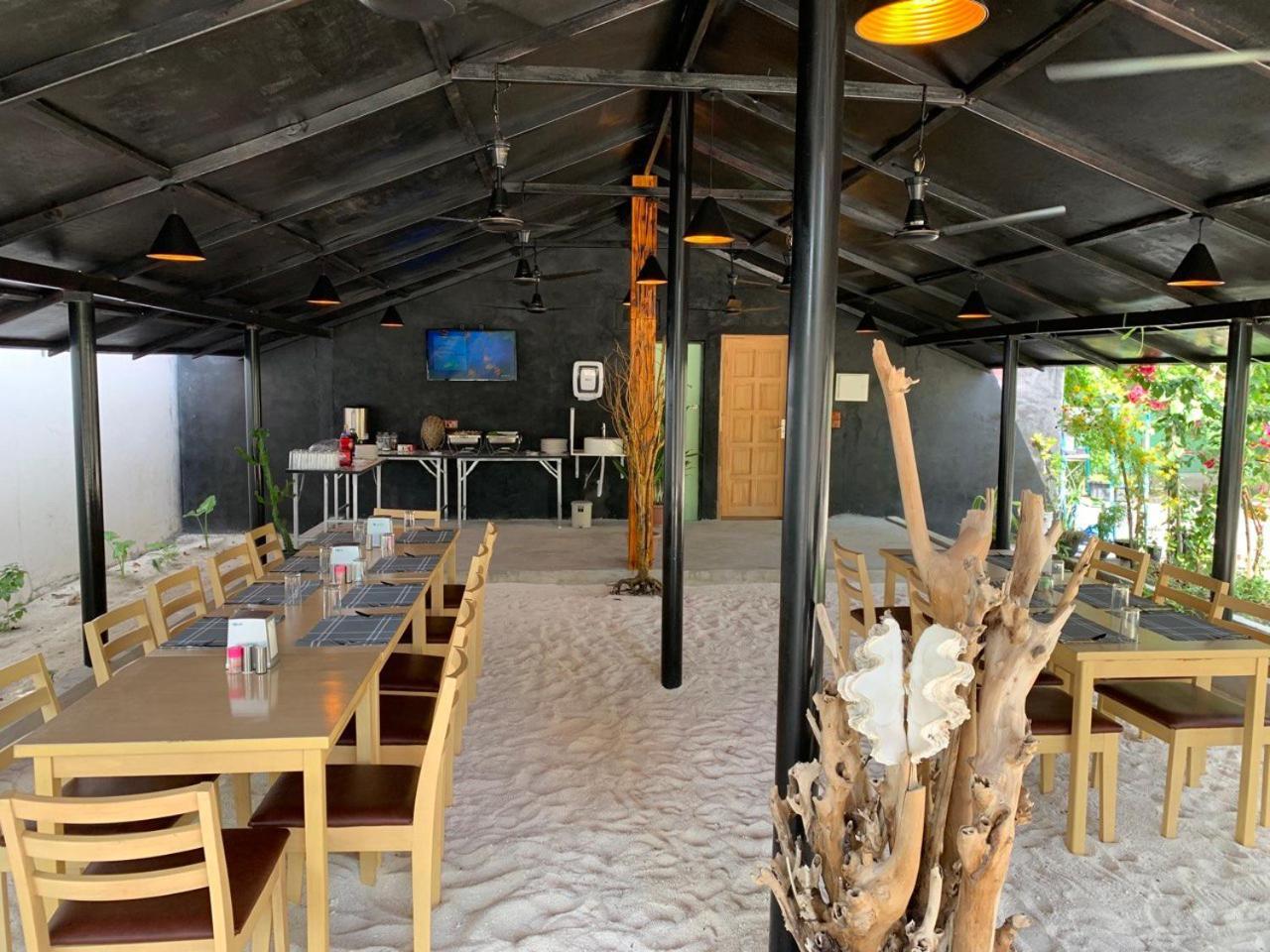 Turtle Maldives - Your Gateway To The Beach & Marine Adventures Await! Omadhoo Ngoại thất bức ảnh