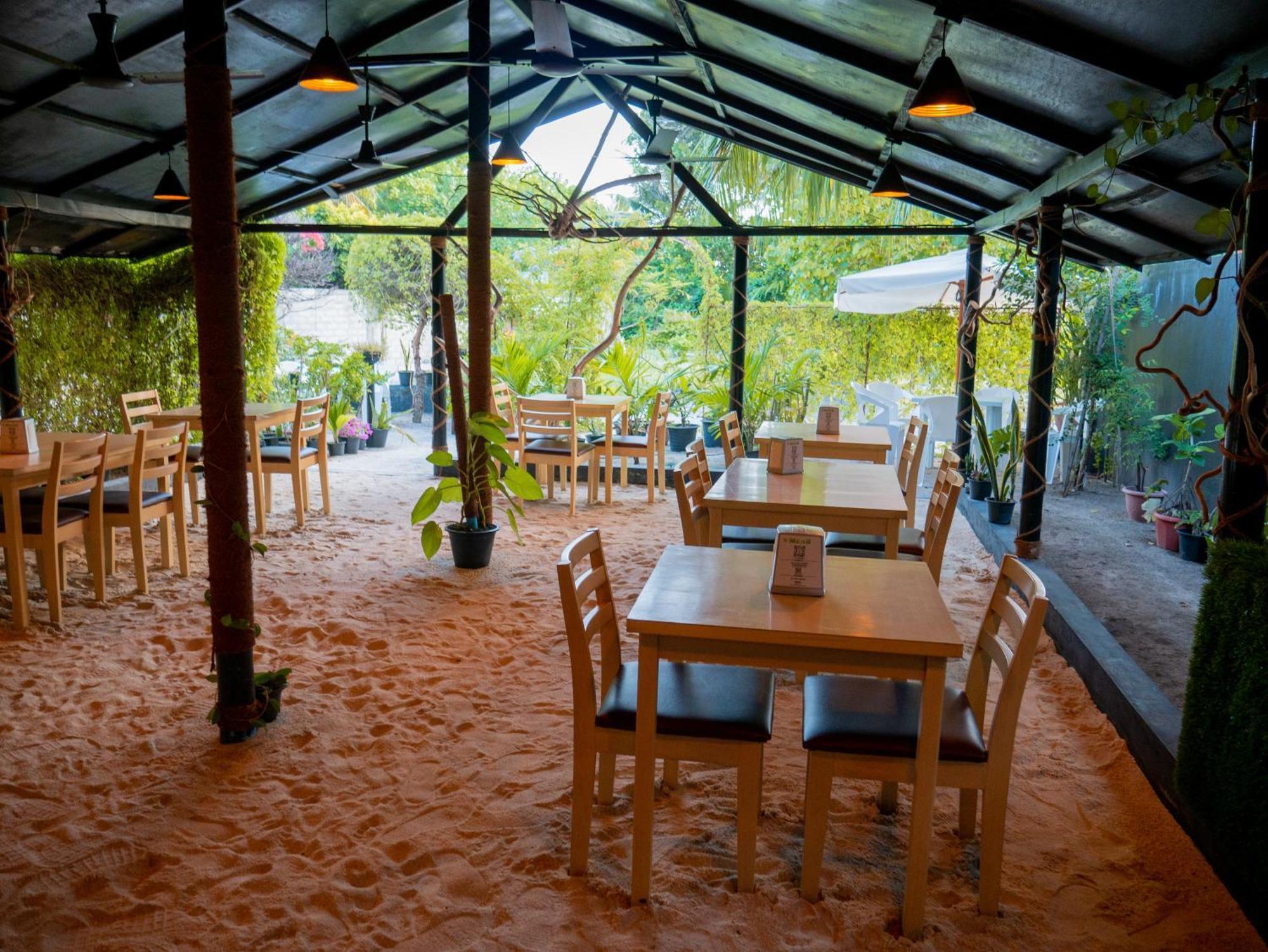 Turtle Maldives - Your Gateway To The Beach & Marine Adventures Await! Omadhoo Ngoại thất bức ảnh